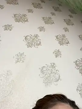 Lyna2k online show from April 3, 2026, 12:28 am