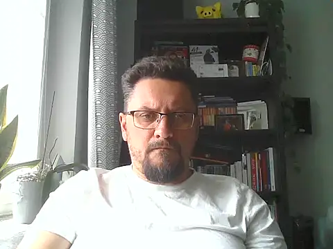 Snapshot of 19cmSlave chatting on July 23, 2026, 9:28 am 19cmSlave online show from July 23, 2026, 9:28 am
