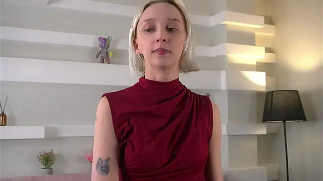 TeshaDurrell online show from April 18, 2026, 1:24 pm