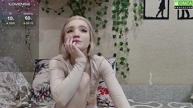 Girl Meow18 online show from June 16, 2026, 12:54 am