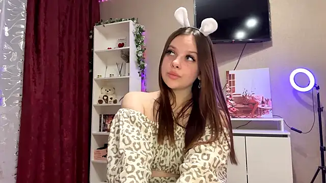 VictoriaSGS online show from April 1, 2026, 4:59 pm