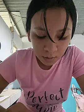 Snapshot of karo_cute chatting on July 25, 2026, 12:22 pm karo cute online show from July 25, 2026, 12:22 pm