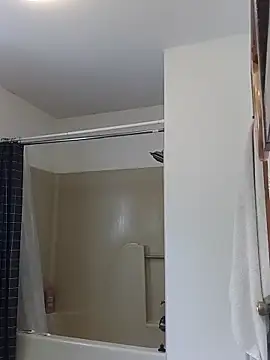 AlphaPremiere online show from April 27, 2026, 4:16 pm