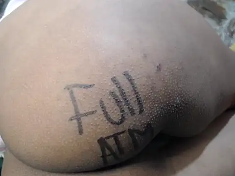 Rouse stunning online show from April 11, 2026, 10:24 pm