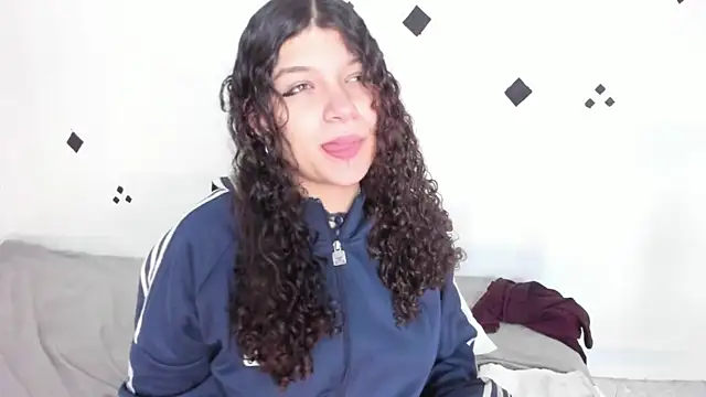 wendybeckett4 online show from April 17, 2026, 5:49 pm