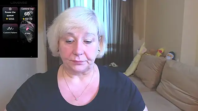 Milane Milky online show from April 3, 2026, 6:53 am