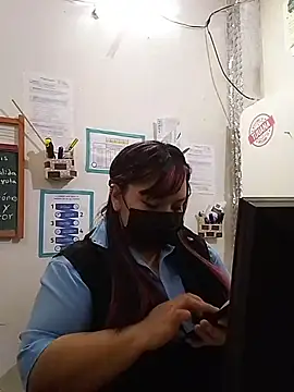 sweetadamisoffice online show from April 28, 2026, 12:53 am