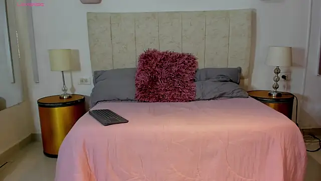  blowsex  online show from April 10, 2026, 12:12 pm