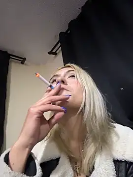 Lia fire online show from April 9, 2026, 3:08 am