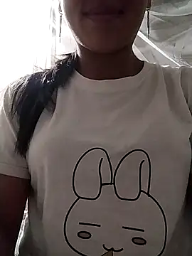 Lisa-aa online show from April 16, 2026, 2:40 pm