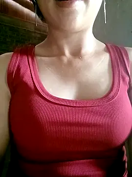 Lisa-aa online show from April 6, 2026, 5:41 am