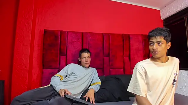 LuckandSamuel online show from April 28, 2026, 2:21 am