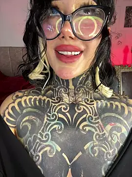 Musedreams online show from June 30, 2026, 1:27 am