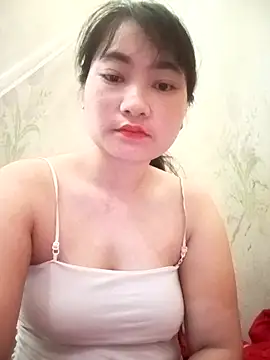 Snapshot of Linh_Hoang chatting on June 4, 2026, 7:57 am Linh Hoang online show from June 4, 2026, 7:57 am