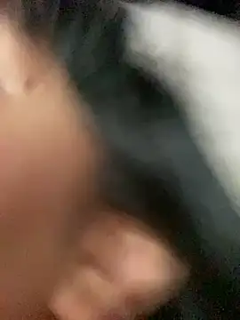 SamanthaColen  online show from April 1, 2026, 2:35 am