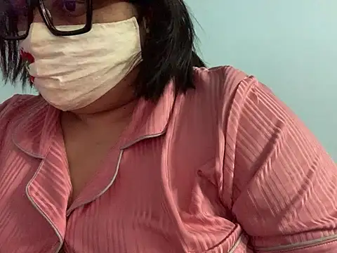 First sexywoman online show from April 8, 2026, 4:52 pm