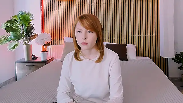 CherryCrushLove online show from April 11, 2026, 7:45 am