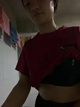 Elisa-a online show from April 11, 2026, 11:08 pm