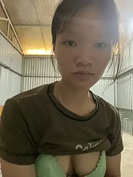 Elisa-a online show from April 11, 2026, 9:24 am