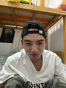 XHR2 online show from April 14, 2026, 2:22 pm