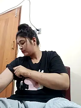 Joya-22 online show from April 8, 2026, 8:32 pm