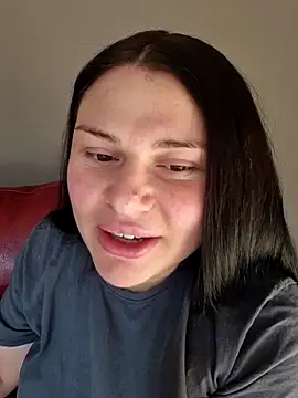 AliceX69 online show from April 9, 2026, 4:13 pm