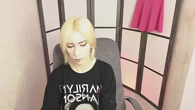 Snapshot of Black_Orchides chatting on June 29, 2026, 8:10 am Black Orchides online show from June 29, 2026, 8:10 am