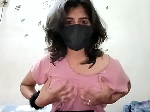 rubisassy14 online show from April 5, 2026, 10:22 am