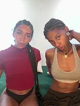 Sun lynx Love online show from April 22, 2026, 6:58 pm