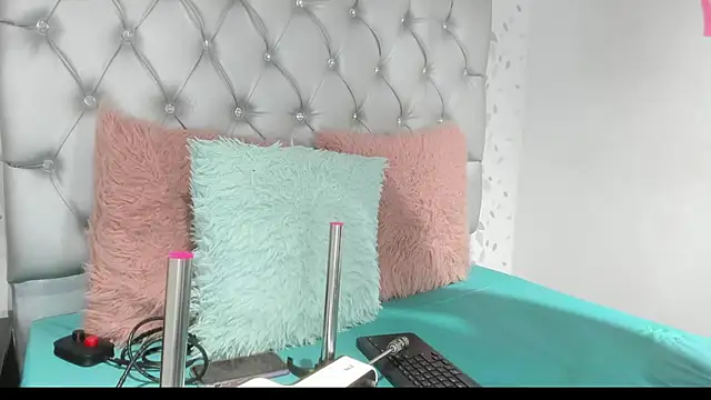 Snapshot of brenda_sofia69 chatting on June 1, 2026, 1:33 pm brenda sofia69 online show from June 1, 2026, 1:33 pm