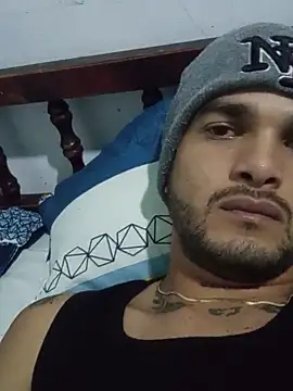 Nicolas Moncadas online show from May 18, 2026, 6:51 am