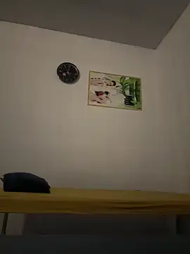 Lina-Naughty online show from April 3, 2026, 7:59 am