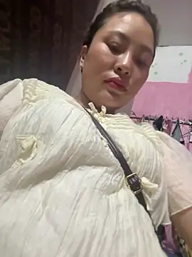 Snapshot of Lina-Naughty chatting on June 9, 2026, 3:13 pm Lina-Naughty online show from June 9, 2026, 3:13 pm