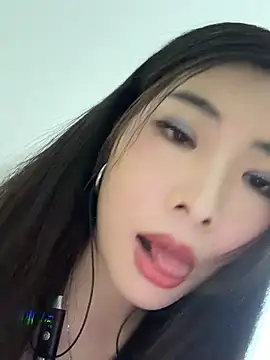 Snapshot of Xiaoyunduo1 chatting on July 18, 2026, 7:28 am Xiaoyunduo1 online show from July 18, 2026, 7:28 am