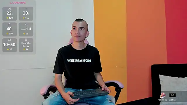 Rowan Cley online show from April 15, 2026, 7:40 pm