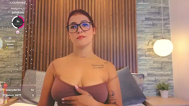 Mia milf x online show from July 15, 2026, 12:34 pm