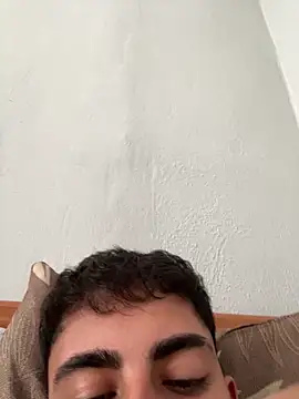 youmeloveyou online show from April 7, 2026, 9:22 am