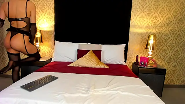 kendal johnson online show from April 15, 2026, 1:04 pm