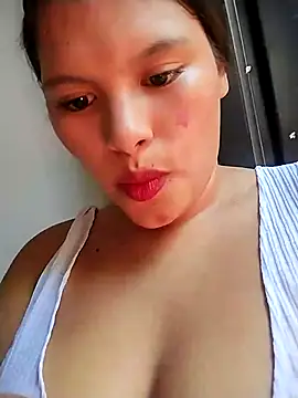 Snapshot of Kimberlyxxo chatting on July 15, 2026, 6:59 pm Kimberlyxxo online show from July 15, 2026, 6:59 pm