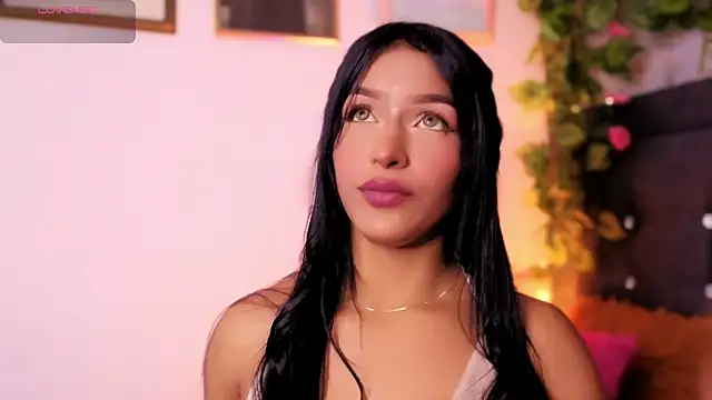 Alisse Storm online show from April 13, 2026, 12:42 pm