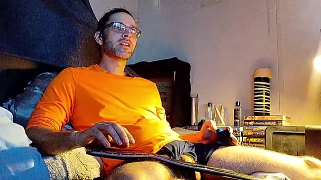 barebearstudio online show from April 13, 2026, 10:47 pm