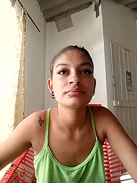 Lyra Siren online show from April 4, 2026, 4:46 pm