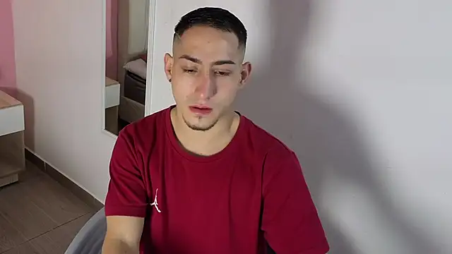 jhan vassilis online show from April 13, 2026, 3:16 pm