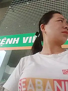 kiss-my online show from April 13, 2026, 4:38 am