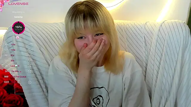 Snapshot of MiaKimiko chatting on June 6, 2026, 1:33 am MiaKimiko online show from June 6, 2026, 1:33 am