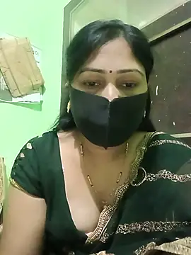Snapshot of Pinki-girl chatting on June 10, 2026, 4:57 am Pinki-girl online show from June 10, 2026, 4:57 am