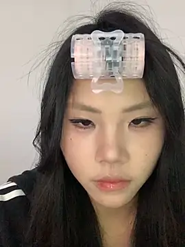 Lina 577 online show from April 11, 2026, 6:54 am