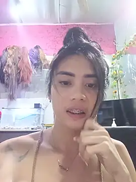 Snapshot of Martha4you chatting on June 7, 2026, 12:21 pm Martha4you online show from June 7, 2026, 12:21 pm
