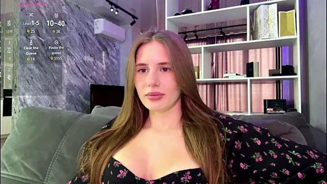 PollyRysh online show from April 16, 2026, 1:23 pm