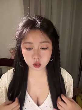 ooooBaby129 online show from April 5, 2026, 12:45 pm